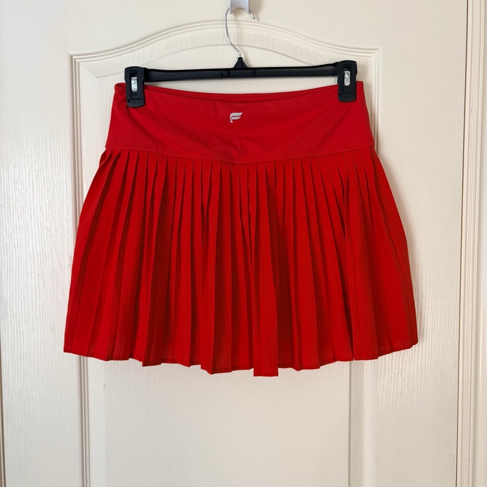 Fabletics Hot Shot Pleated Skirt Classic Mini, heated red, Large - Picture 6 of 10